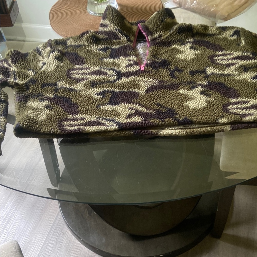 Fashion Nova Olive Camo Sherpa Crop Top with Pink Trim
